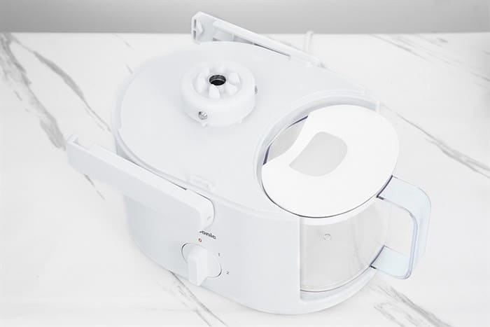 Máy ép trái cây Panasonic MJ-CS100WRA